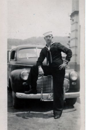Photograph of Allen Jr. Obe Achey, Motor Machinists Mate, Third Class, USNR.